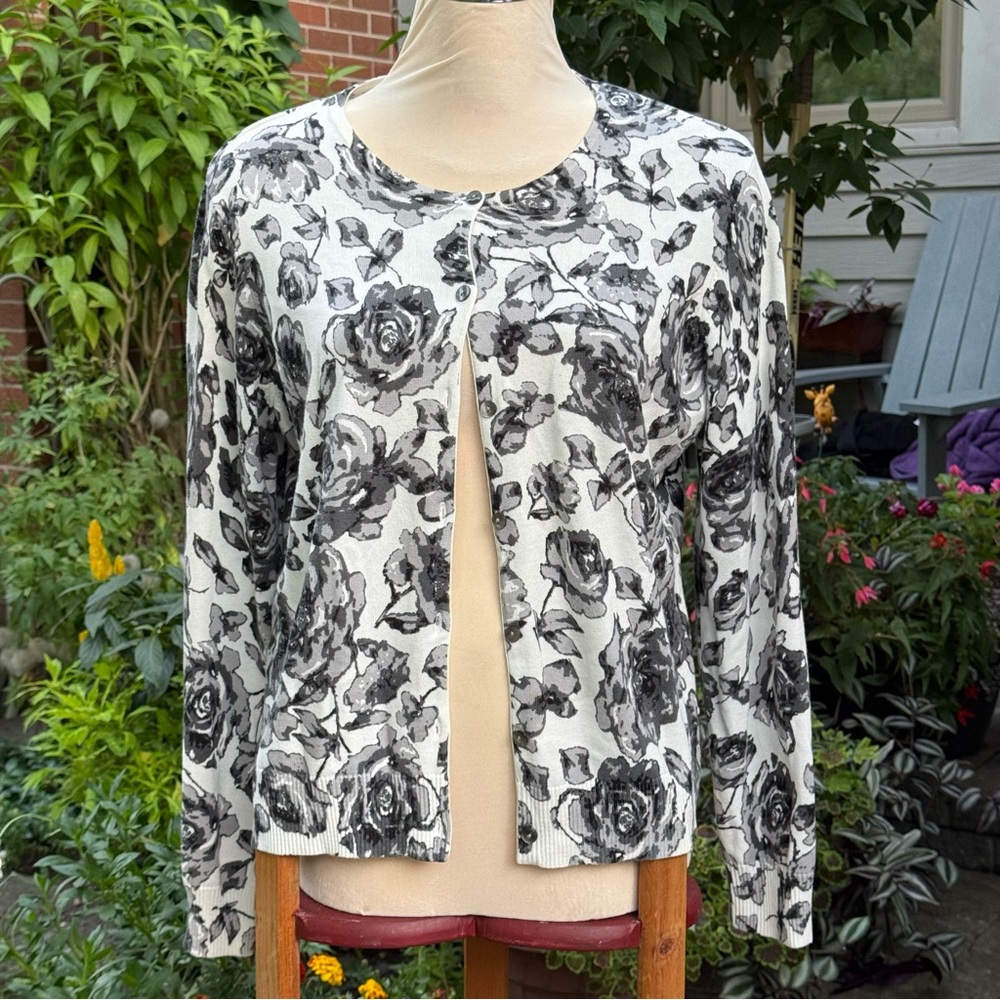 Van Heusen Black and White Knit Cardigan